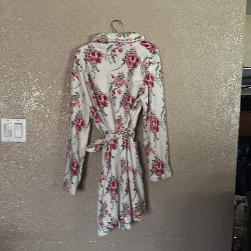 Floral Print Women's Robe - Picture 3 of 3